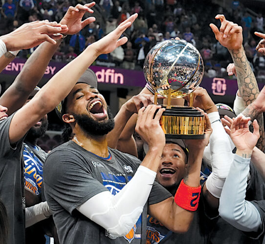 Knicks steamroll into NBA Finals